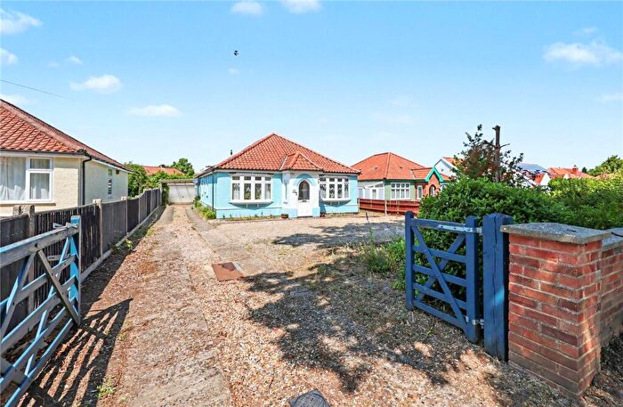 4 Bedroom Bungalow For Sale In Larkman Lane, Norwich, Norfolk, NR5