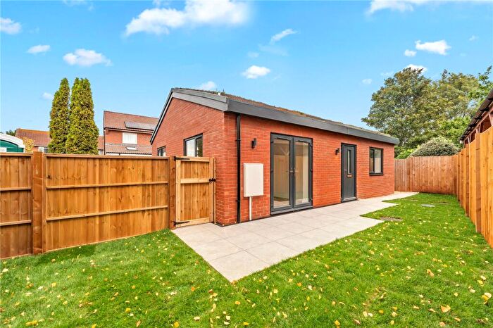 2 Bedroom Bungalow For Sale In Stanshaw Road, Bristol, Somerset, BS16