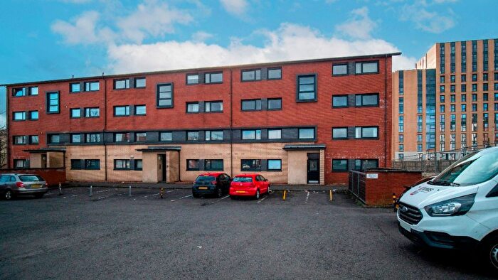 4 Bedroom Flat To Rent In Couper Street, Townhead, Glasgow, G4