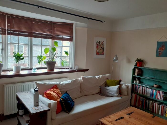 2 Bedroom Maisonette To Rent In Western Road, Lewes, BN7
