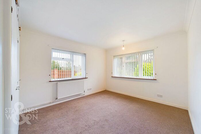 2 Bedroom Detached Bungalow For Sale In Marshall Close, Costessey, Norwich, NR5