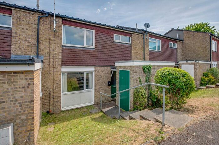 3 Bedroom Terraced House For Sale In Oakwood, Flackwell Heath, HP10
