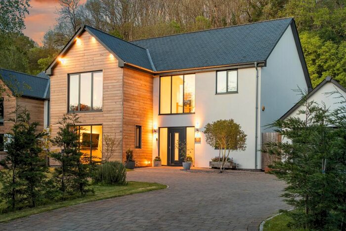 5 Bedroom Detached House For Sale In Pocombe Bridge, Exeter, EX2