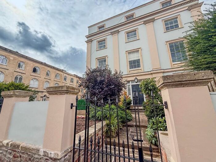 3 Bedroom Semi Detached House To Rent In Gordon Road, Clifton, Bristol, Somerset, BS8