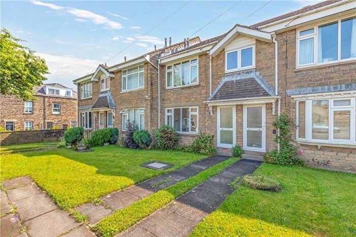 2 Bedroom Apartment For Sale In Nelson Court, Ilkley, West Yorkshire, LS29