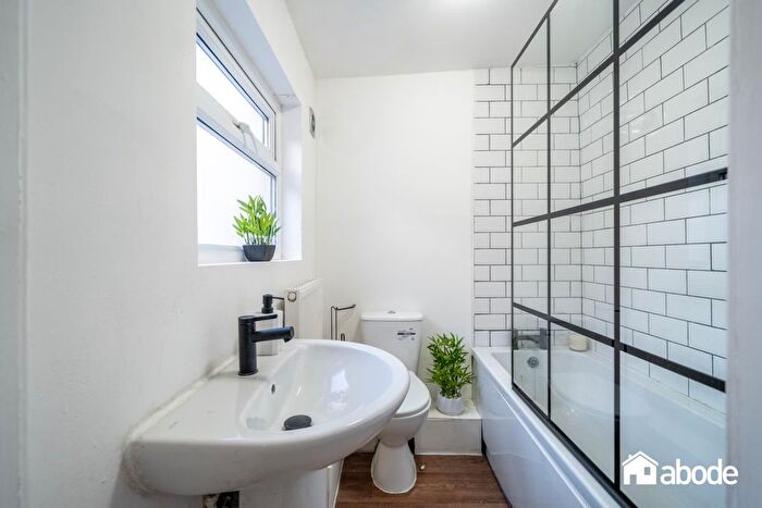 4 Bedroom Property For Sale In Belmont Place, Garston, Liverpool, L19