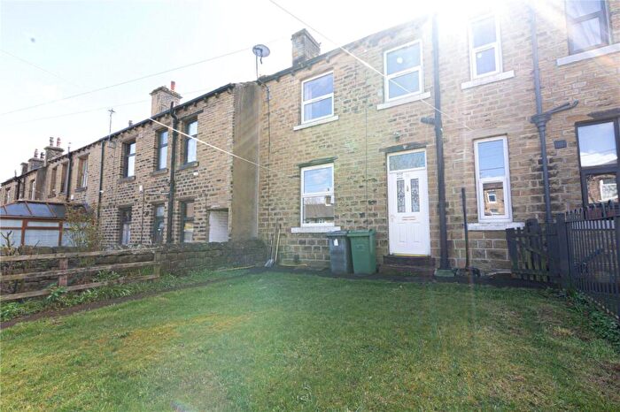 2 Bedroom Terraced House To Rent In Wellington Street, Huddersfield, West Yorkshire, HD3