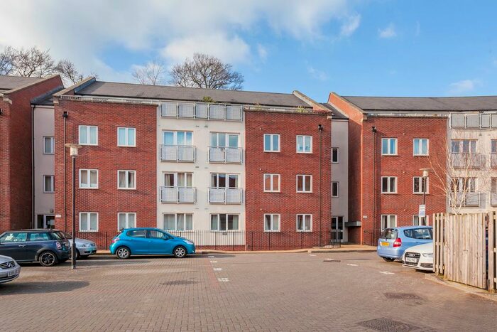 2 Bedroom Flat To Rent In Beech Road, Headington, OX3