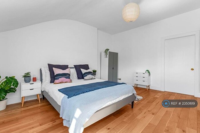 2 Bedroom Flat To Rent In Northumberland Street, Edinburgh, EH3