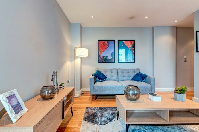 1 Bedroom Flat To Rent In Bute Terrace, Cardiff, CF10