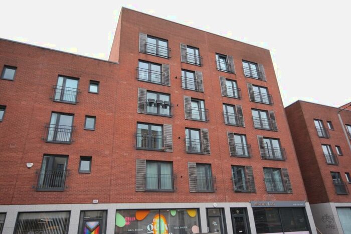 2 Bedroom Flat To Rent In Salamander Court, Leith, Edinburgh, EH6