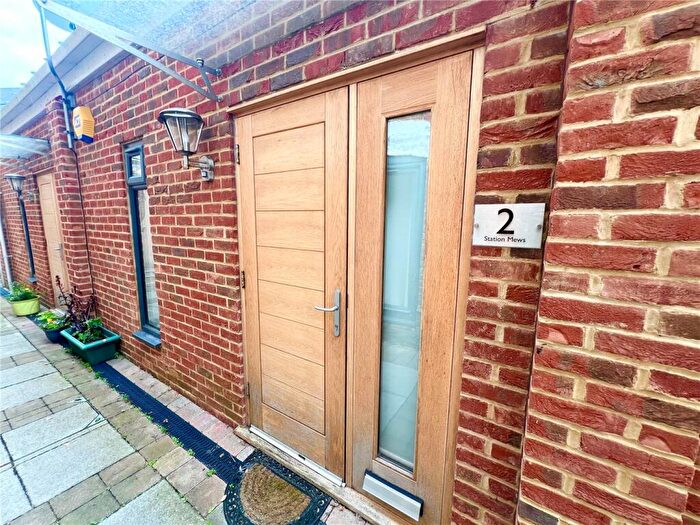 2 Bedroom Apartment To Rent In Station Approach, Romsey, Hampshire, SO51