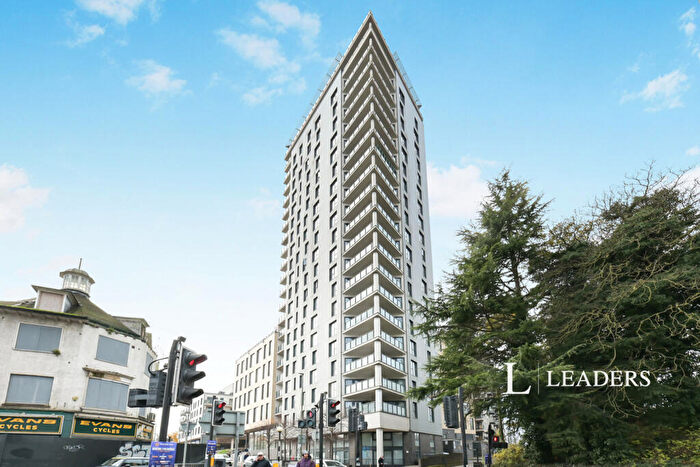 1 Bedroom Flat To Rent In Olympian Heights, Guildford Road, Woking, GU22