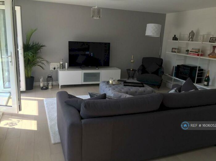 2 Bedroom Flat To Rent In Kent, Ebbsfleet, DA10