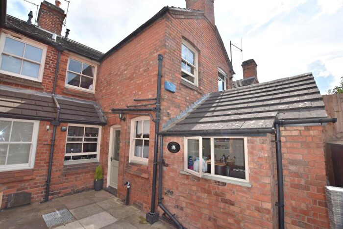 2 Bedroom Terraced House For Sale In Pinfold Gate, Loughborough, LE11