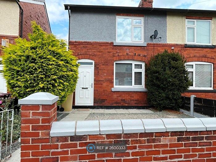 2 Bedroom Semi-Detached House To Rent In Jutland Grove, Westhoughton, BL5