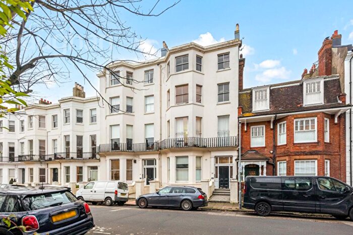 Flat For Sale In Compton Avenue, Brighton, BN1