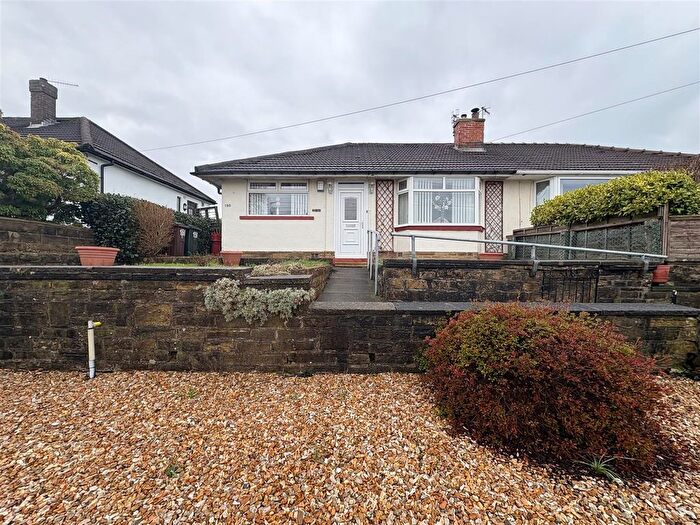 2 Bedroom Semi Detached Bungalow For Sale In The Avenue, Clayton, Bradford, BD14