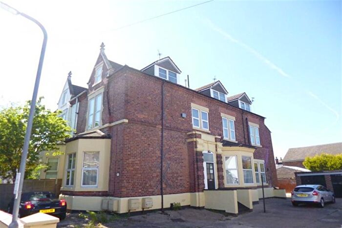 1 Bedroom Flat To Rent In Laburnum Grove, Beeston, NG9