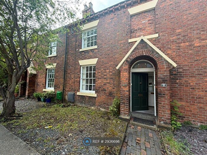 2 Bedroom Terraced House To Rent In Victoria St, Crewe, CW1
