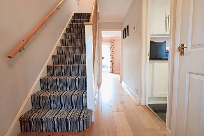 3 Bedroom Detached House For Sale In Burwell Meadow, Witney, OX28