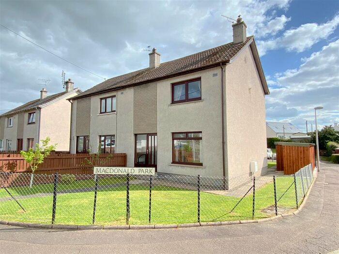 2 Bedroom Semi-Detached House For Sale In Macdonald Park, Balbeggie, PH2