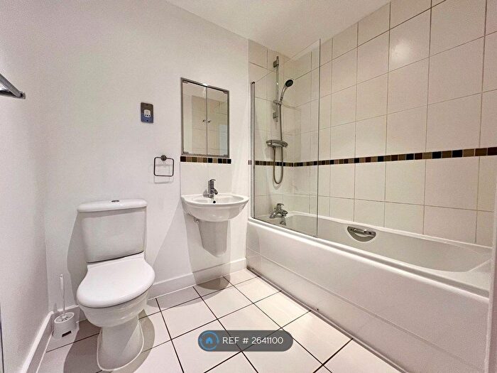 1 Bedroom Flat To Rent In Coral Apartments, London, E16