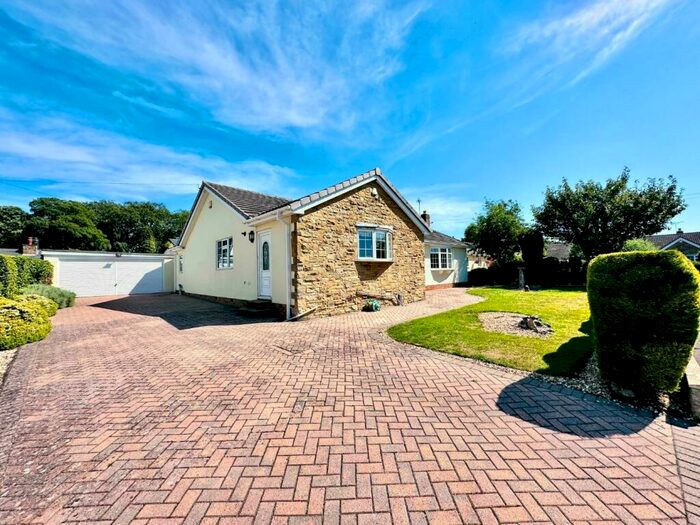 2 Bedroom Detached Bungalow For Sale In Ash Tree Garth, Barkston Ash, Tadcaster, LS24