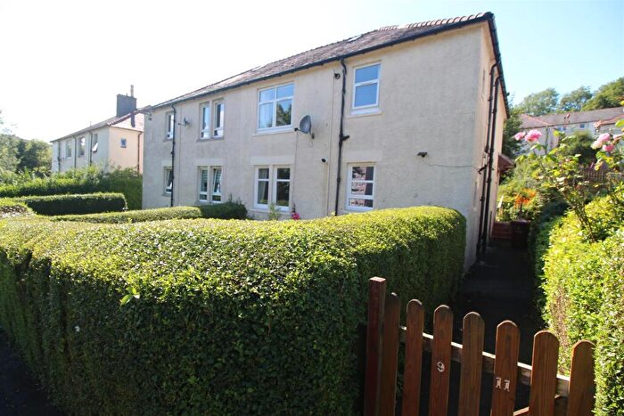 2 Bedroom Flat For Sale In Jura Street, Greenock, PA16