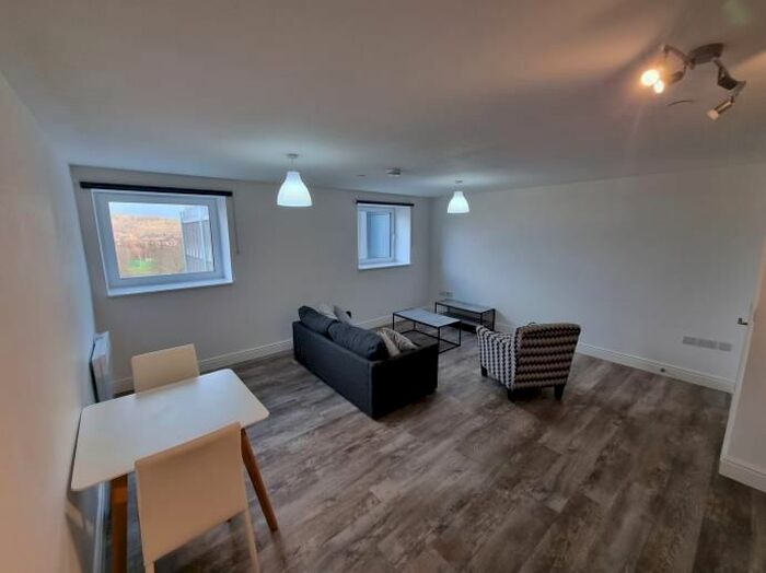 1 Bedroom Flat To Rent In Flat, Elfin Square, Edinburgh, EH11
