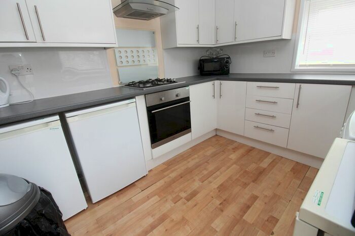 5 Bedroom Property To Rent In Daniel Street, Cathays, Cardiff CF24