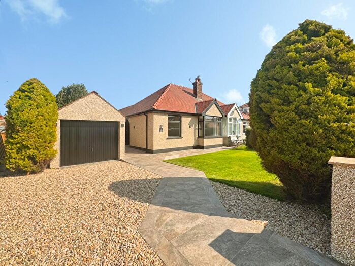 3 Bedroom Semi-Detached Bungalow For Sale In Walton Avenue, Morecambe, LA4