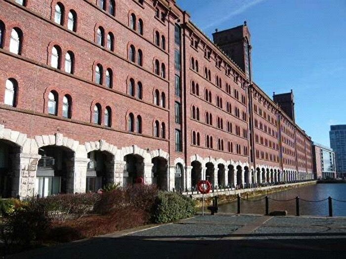 2 Bedroom Apartment To Rent In Waterloo Road, Liverpool, Merseyside, L3