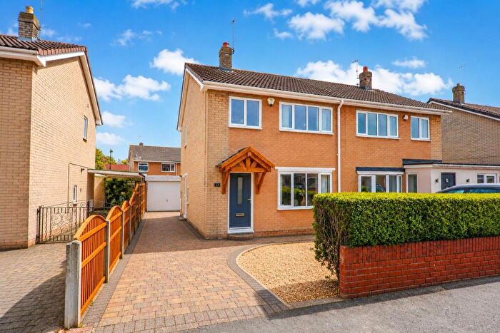3 Bedroom Semi-Detached House To Rent In Ivatt Close, Bawtry, Doncaster, DN10