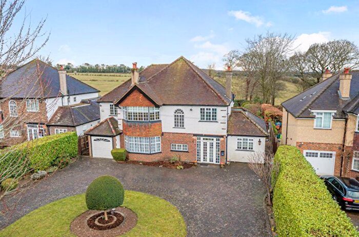 5 Bedroom Detached House To Rent In Higher Drive, Banstead, SM7
