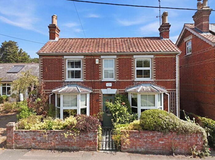 3 Bedroom Detached House For Sale In Victoria Road, Woodbridge, IP12