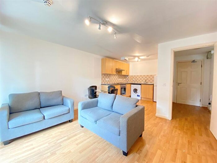 1 Bedroom Flat To Rent In City Link. Hessel Street, Salford, M50