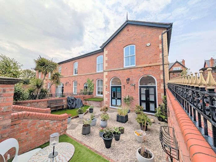 2 Bedroom Terraced House To Rent In Golf Open - Kingswood Park, Birkdale - Sleeps Four, PR8