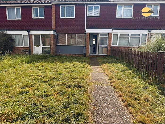 3 Bedroom Terraced House To Rent In Alesia Road, Luton, LU3