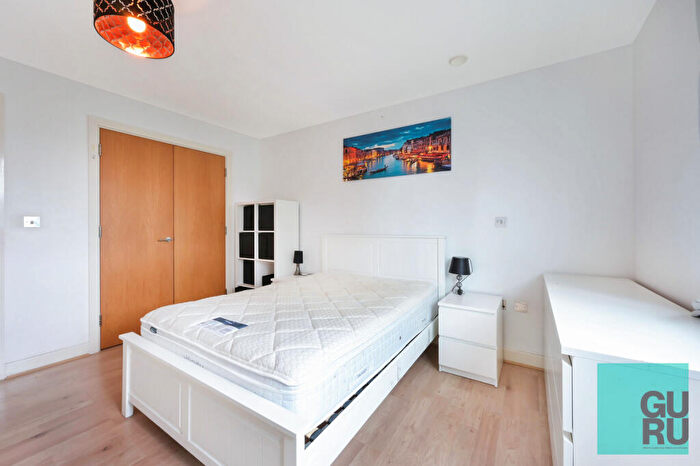 1 Bedroom Apartment For Sale In Apollo Court, London, E15
