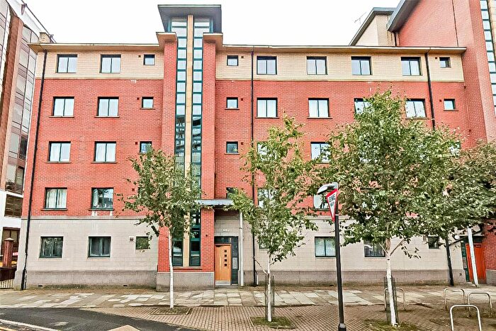 3 Bedroom Apartment To Rent In Great Bridgewater Street, Manchester, M1