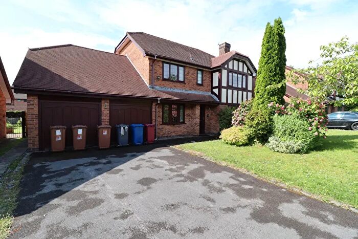5 Bedroom Detached House To Rent In The Brambles, Blackburn, BB2