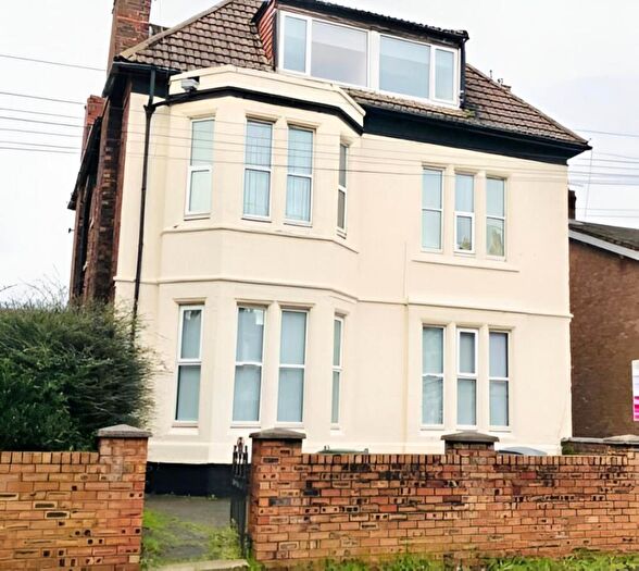 2 Bedroom Apartment To Rent In Falkland Road, Egremont, CH44