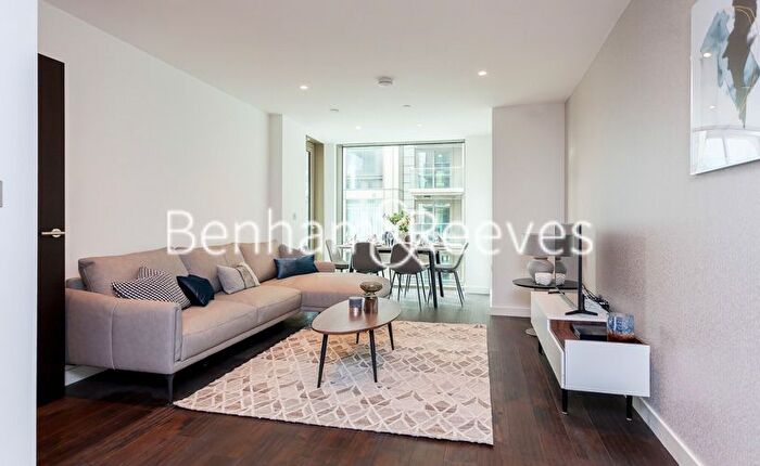 2 Bedroom Flat To Rent In Royal Mint Street, Tower Hill, E1