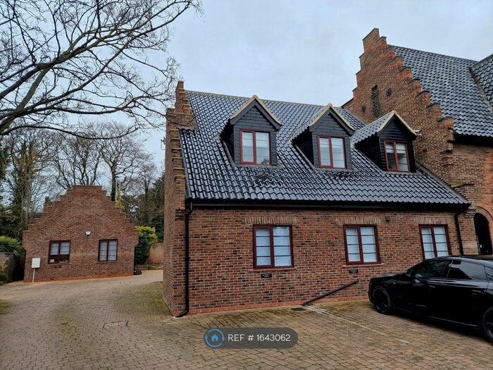 3 Bedroom Flat To Rent In Four Winds House, Hartlepool, TS26