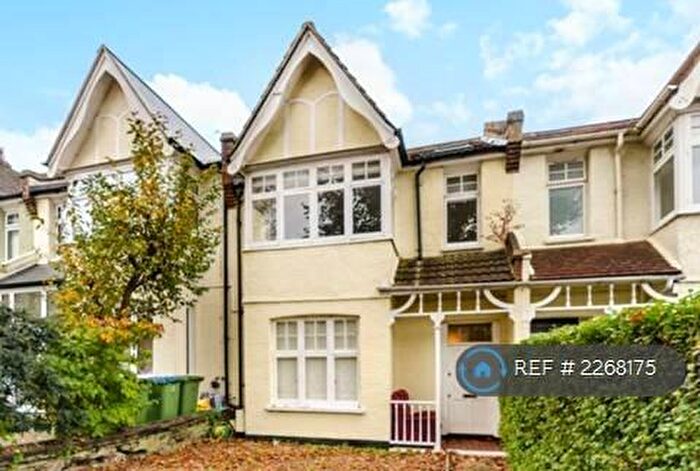 3 Bedroom Maisonette To Rent In Foyle Road, Blackheath, SE3