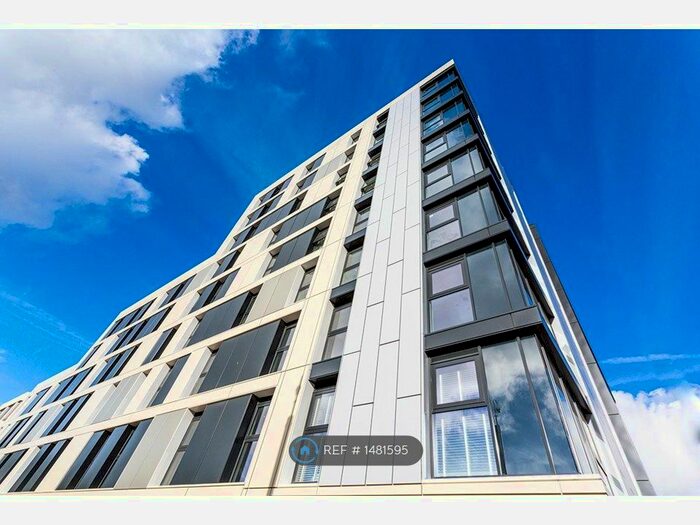 Studio To Rent In William Street, Slough, SL1