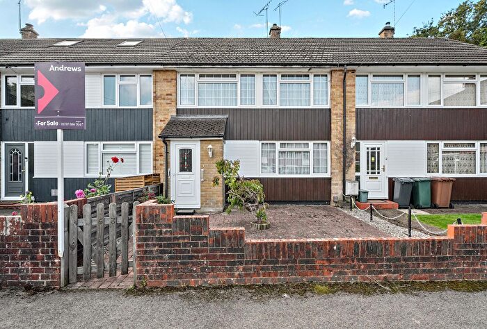 3 Bedroom Terraced House For Sale In Felland Way, Reigate, Surrey, RH2