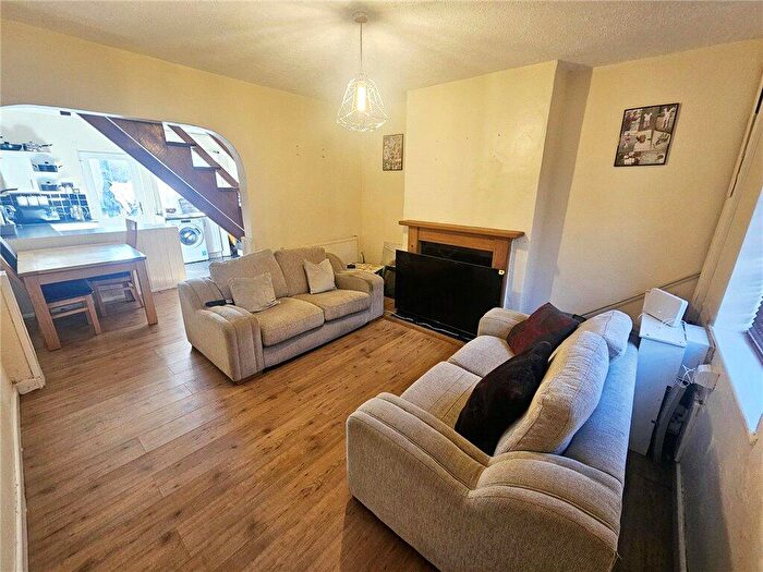 2 Bedroom Terraced House For Sale In King Street, Alfreton, Derbyshire, DE55