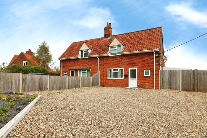 3 Bedroom Semi Detached House For Sale In Chapel Road, Morley St. Botolph, Wymondham, NR18